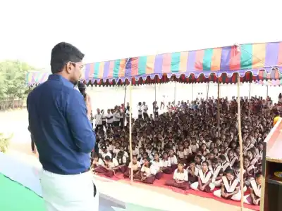 District Collector Urges Students to Make Use of Government Resources for a Brighter Future