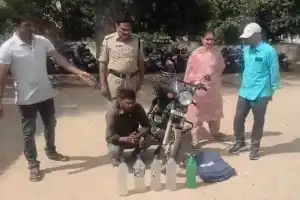 Excise police confiscate 10 litres of tainted liquor