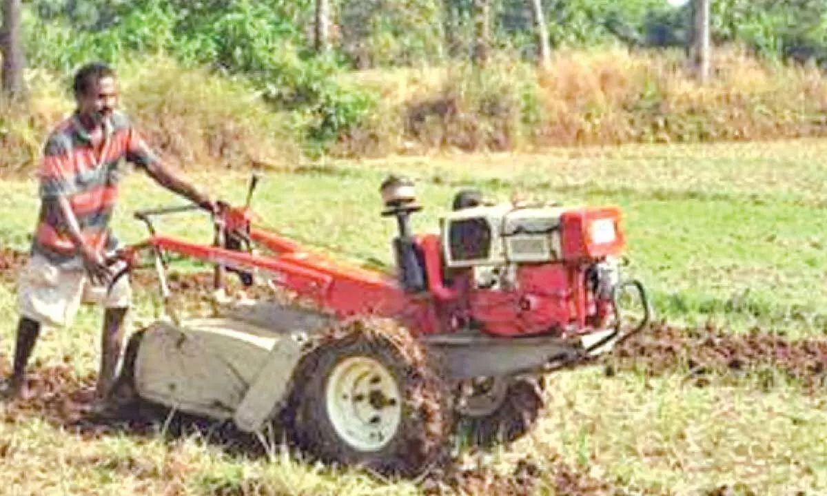 Farmers struggle with shortage of affordable machines