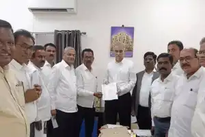 Gadwal Bar Association Calls for Shifting Court Complex from Pooduru Location
