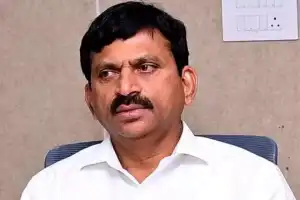 Government decides against changes to 33 districts in Telangana