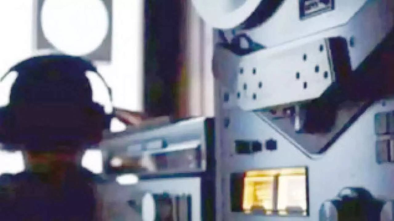 Harish accused of illegally tapping Congress leader’s phone