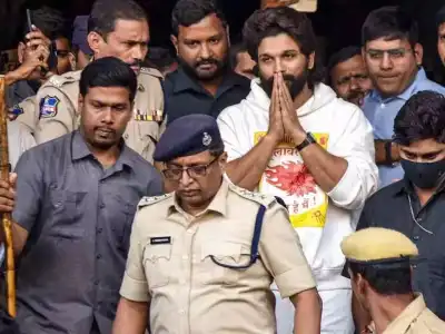 Hyderabad police call Allu Arjun for questioning