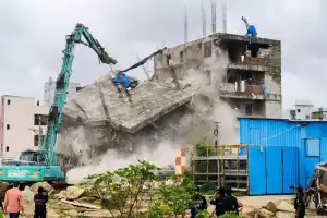 Hyderabad Removes Illegal Structures Near Khajaguda Bhagirathamma Lake