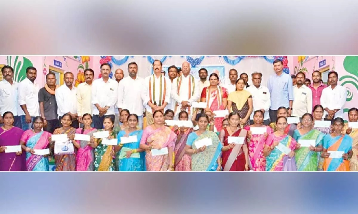 Kadiyam expresses gratitude to voters for electing him as MLA