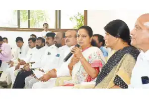 Kavitha prepares for major protest supporting 42% BC quota in Telangana