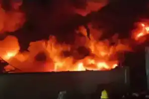 Major Fire Erupts at IS Sadan Industrial Unit in Hyderabad