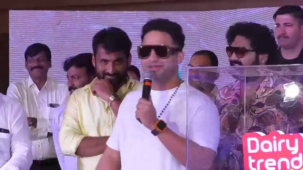 Minister Sridhar Babu Launches New Dairy Trends Ice Creams