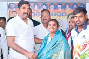 MLA Nagaraju honors boxer Chandan
