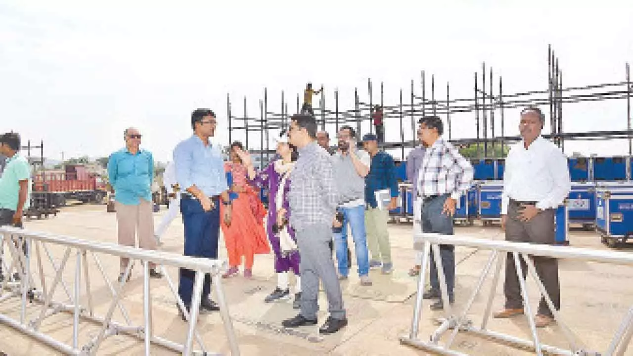 Rain showers bring relief to farmers