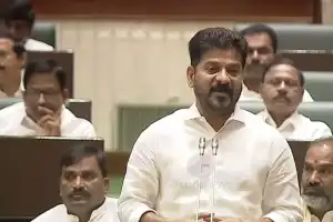 Revanth Reddy Suggests Manmohan Singh’s Statue for Financial District