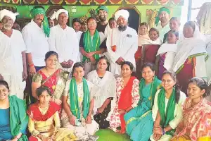 Shakti Abhiyan and Indira Fellowship members tour Adilabad