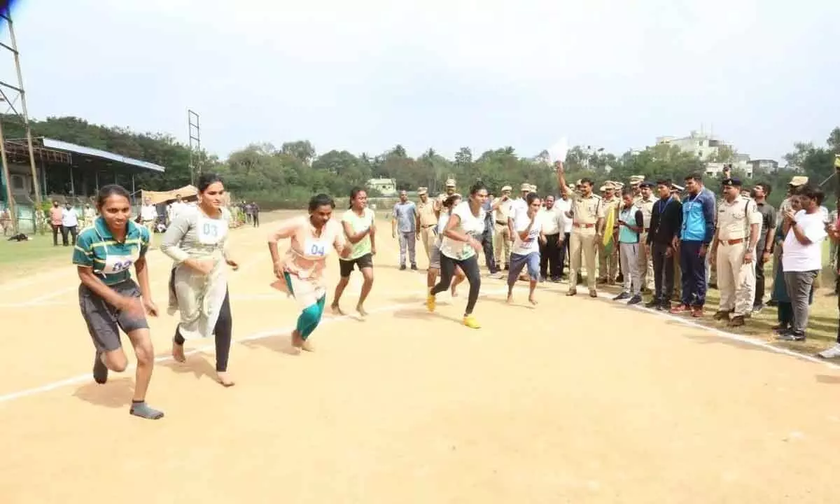 Transgender Individuals to Start Traffic Assistant Roles in Hyderabad Tomorrow