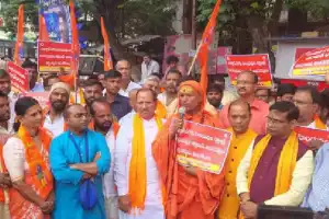 VHP protests against violence targeting Hindus in Bangladesh
