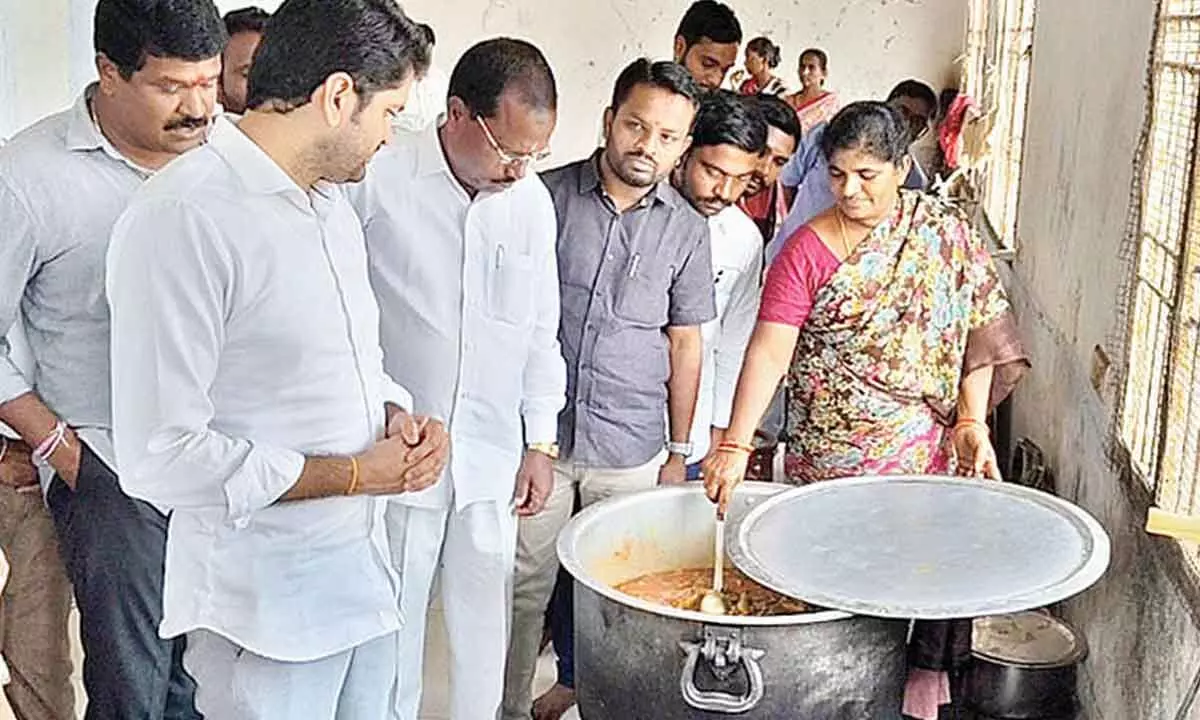 Vodithala Pranav visits government welfare schools