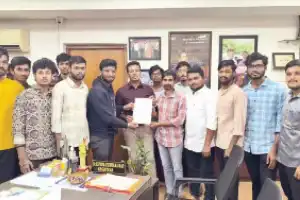 ABVP calls for strict action over issues in JNTUH canteen operations