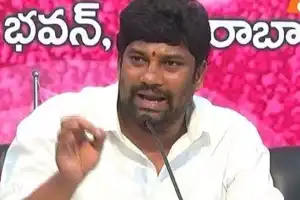 Balka Suman Criticizes Revanth Reddy Over Metro Debt and Project Shortfalls