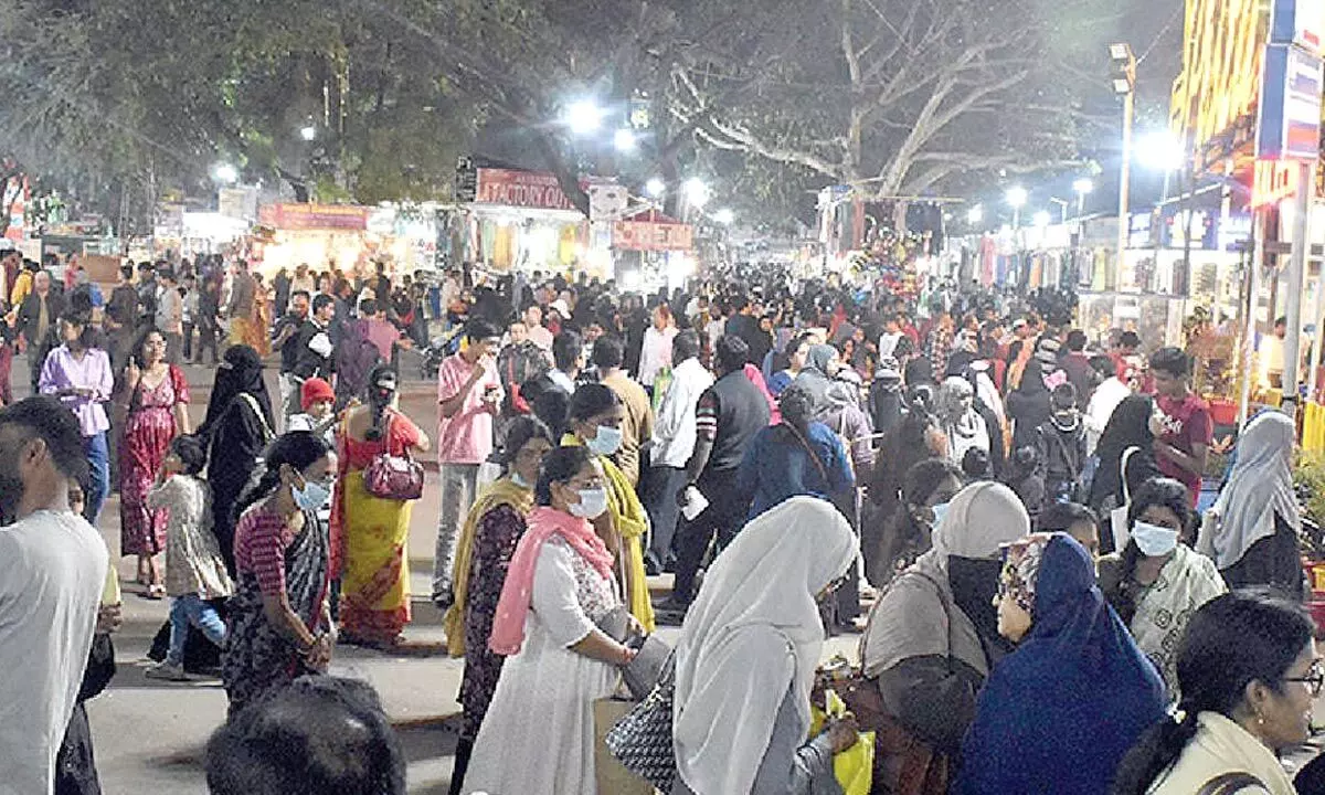 City Numaish Visitors Frustrated by Mobile Network Outage