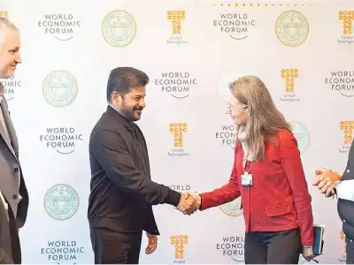 CM focuses on top mobility plans to shape Future City