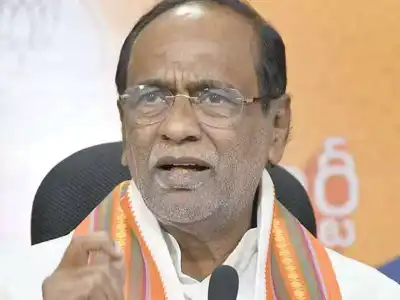 Dr K Laxman urges CM to apologize to farmers