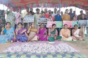 Farmers skip festival to hold protest