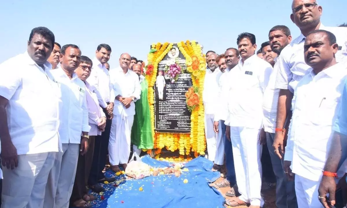 Foundation stone laid for Rs 5 crore women’s federation building