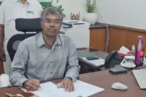 GHMC Chief Addresses Contractors’ Protest, Meets Union Leaders