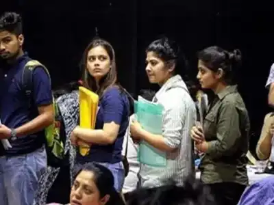 JEE Mains Starts Tomorrow with Two Daily Sessions Until January 30
