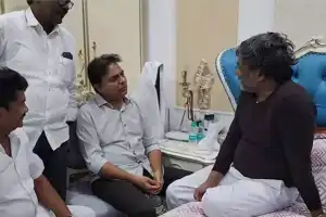 KTR Visits Former Minister Padma Rao’s Home