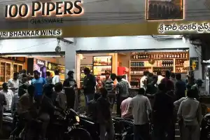 Liquor sales cross Rs 1,000 crore mark