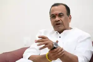 Minister Komatireddy Venkat Reddy Slams Bandi Sanjay’s Comments on Gaddar