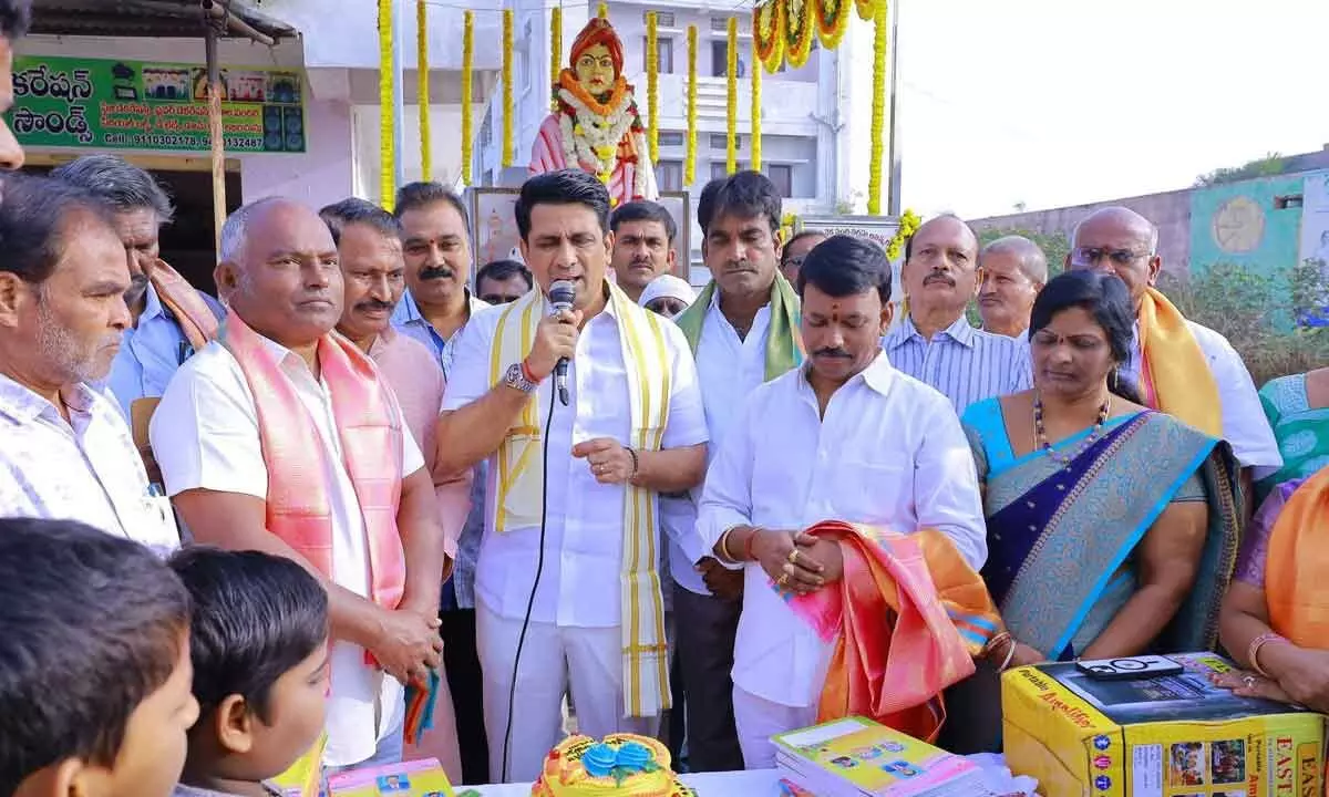 MLA Dr. Rajesh Reddy Urges Youth to Follow Swami Vivekananda's Example