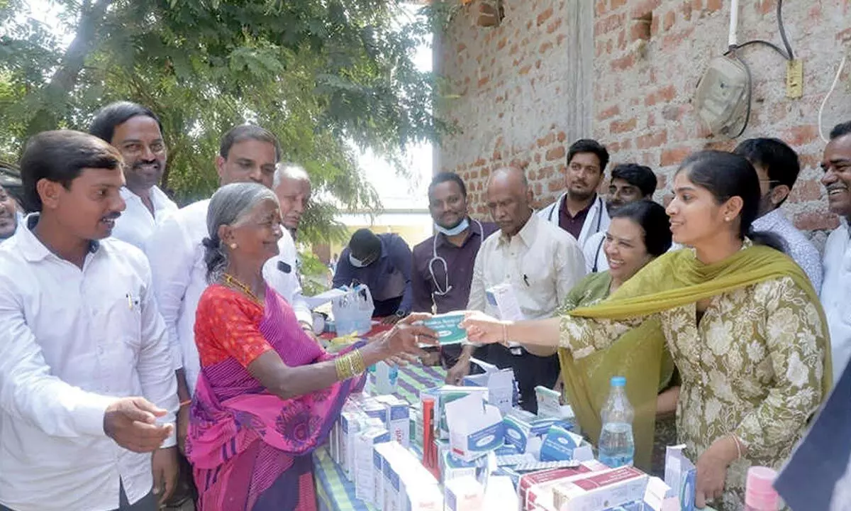 MLA vows to provide government scheme benefits to all eligible