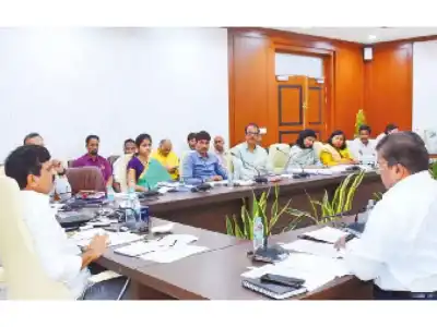 Modern sub-registrar offices to open across Telangana soon