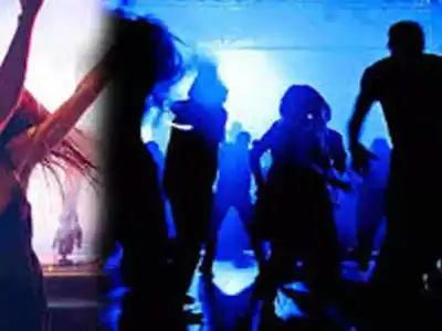 Police raid bar over indecent dance performances