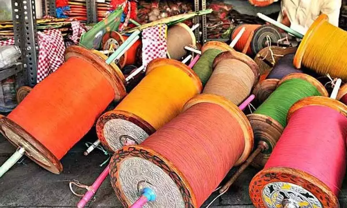Police take action against city kite shops selling Chinese manja