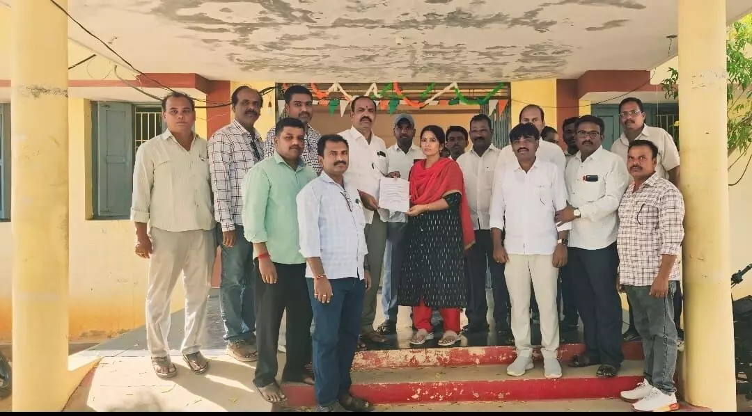 PRTU TS Leaders Urge Return to Old Pension Scheme, Submit Petition in Ieeja