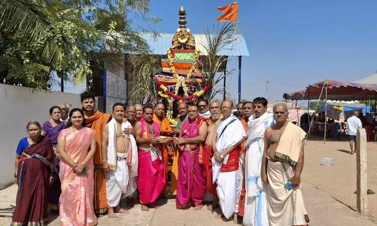 Sri Gopala Dasula Ratha Utsavam Celebrated with Splendor in Uttanoor