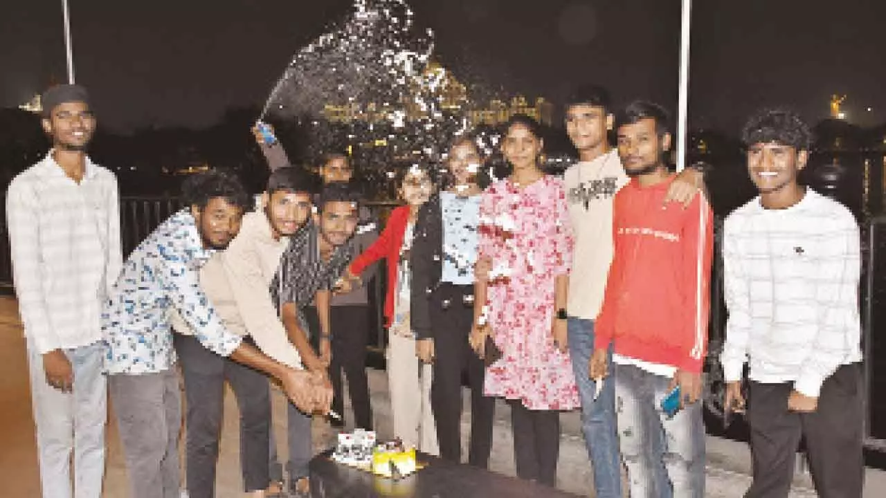 Teetotallers celebrate New Year with chocolates and cakes