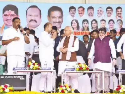 Union Minister Khattar promises to prevent power shortages in TG