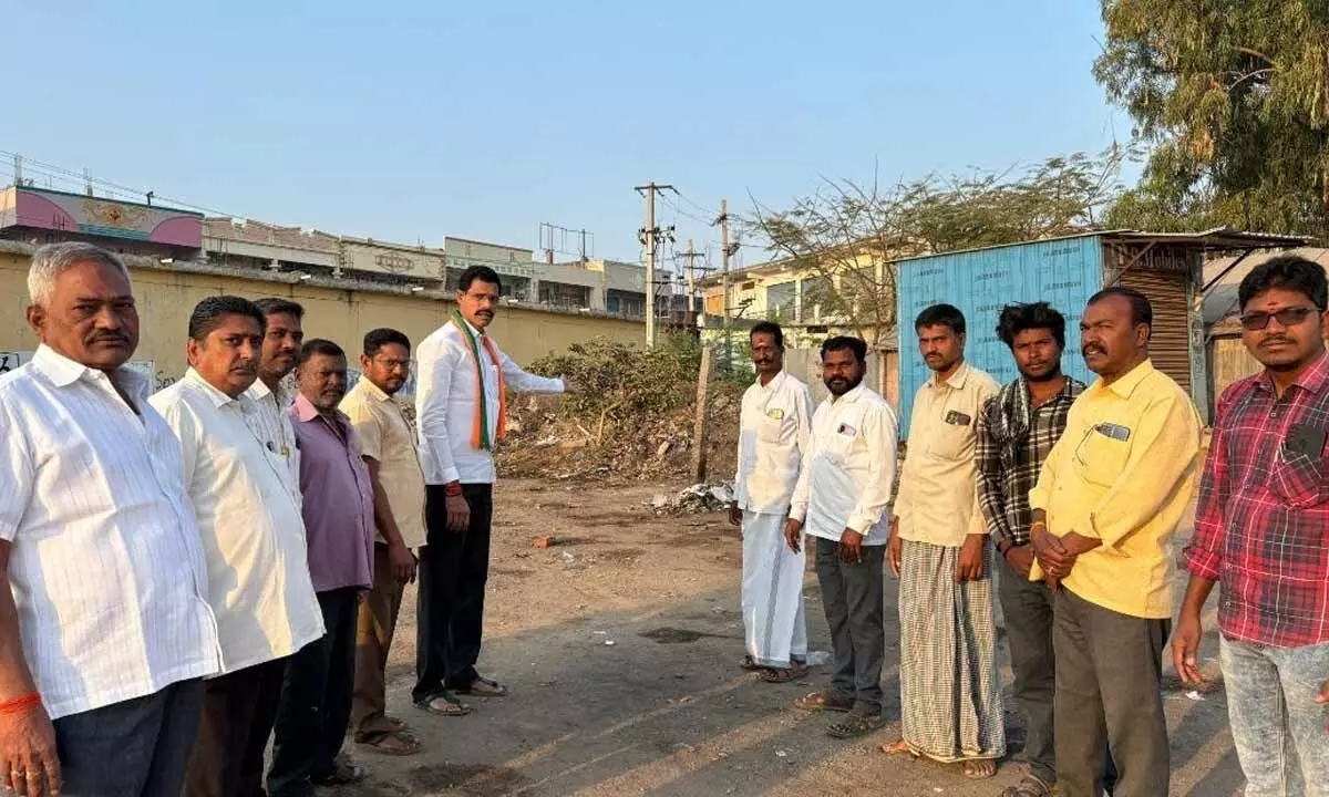 Aiza bus stand lacks basic facilities