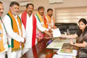 BJP’s Anji Reddy files nomination in Karimnagar