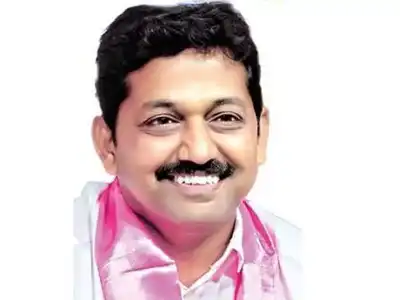 BRS MLC Srinivas Reddy Denies Involvement in Tholkatta Gambling Case