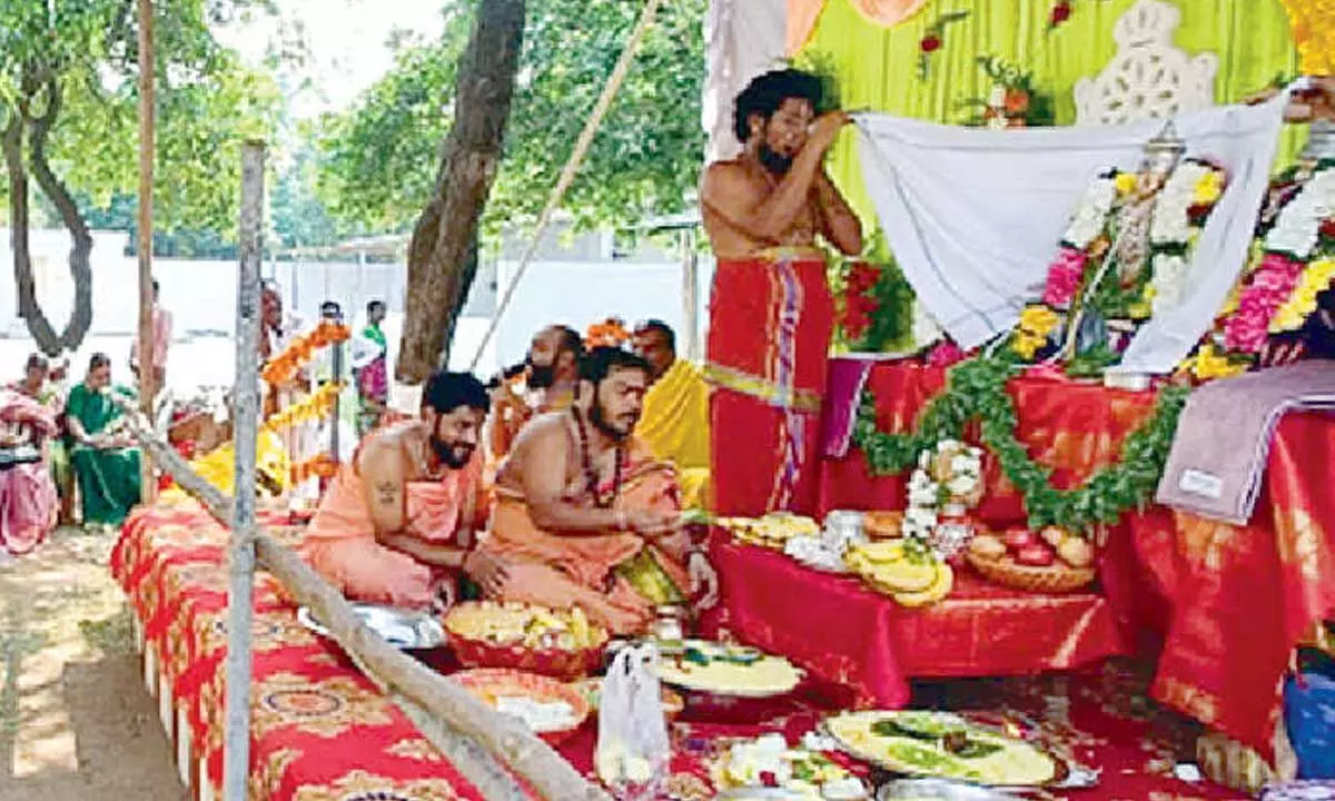 Celestial wedding of Lord Venkateswara held in Singapuram