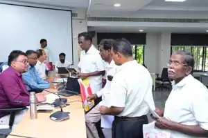 Collector Directs Swift Action on Prajavani Applications