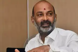 Congress trying to stop Rythu Bharosa citing election code: Bandi