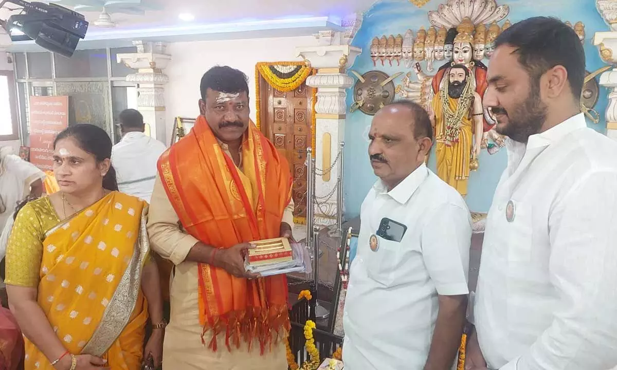 Corporator Koppula Lathanarasimha Reddy Leads Celebrations at Sahara Estates Shiva Temple