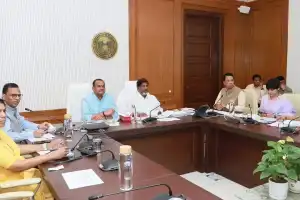 Deputy CM and minister urge officials to accelerate RRR project work