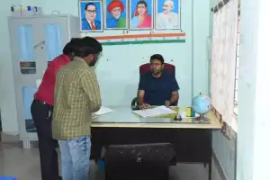 District Collector Stresses Importance of Nutrition and Discipline in Government Schools