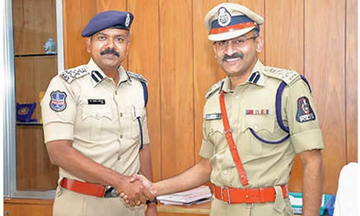 Dr. Gajarao Bhupal takes charge as Cyberabad Joint CP (Traffic)